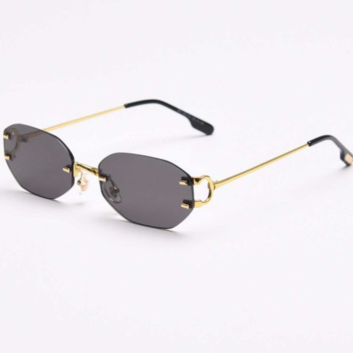 827e3134-d968-4d05-ab65-f097418eef8c-Max